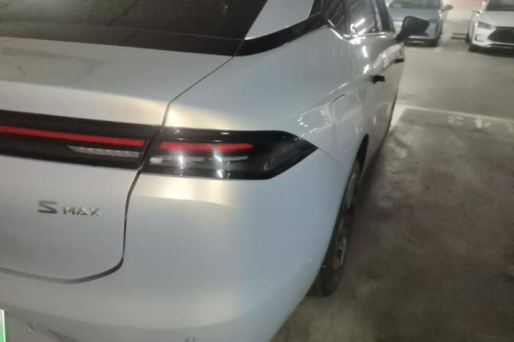 Used AION S MAX 2024 80 Xinghan Edition Lithium Iron Phosphate Right Rear Taillight