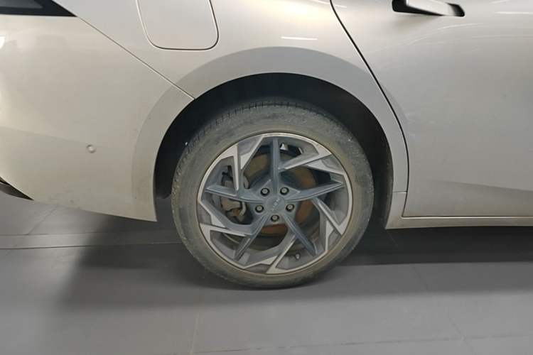 Used AION S MAX 2024 80 Star Edition Ternary Lithium Right Rear Wheel Hub