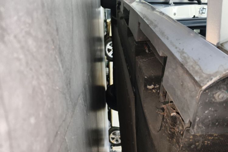 Used AION S MAX 2024 80 Star Edition Lithium Iron Phosphate Right Side Sill