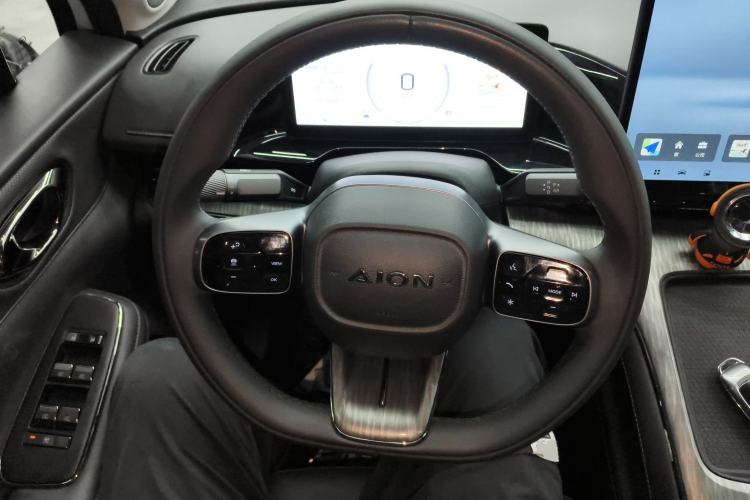 Used AION S MAX 2024 80 Star Edition Lithium Iron Phosphate Steering Wheel