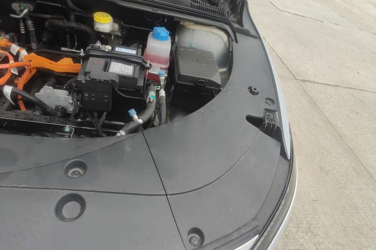 Used AION S MAX 2024 70 Star Edition Engine Bay Left