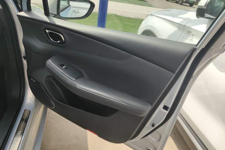 Used AION S MAX 2024 80 Star Edition Ternary Lithium Right Front Door Interior