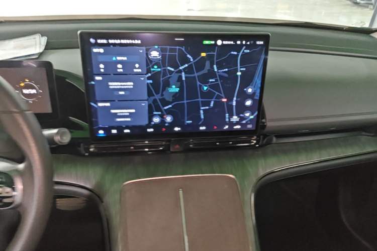 Used AION S MAX 2024 70 Star Edition 54.6 kWh Audio And AC Panel