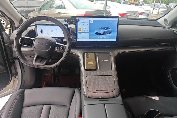 Used AION S MAX 2024 70 Star Edition Center Console