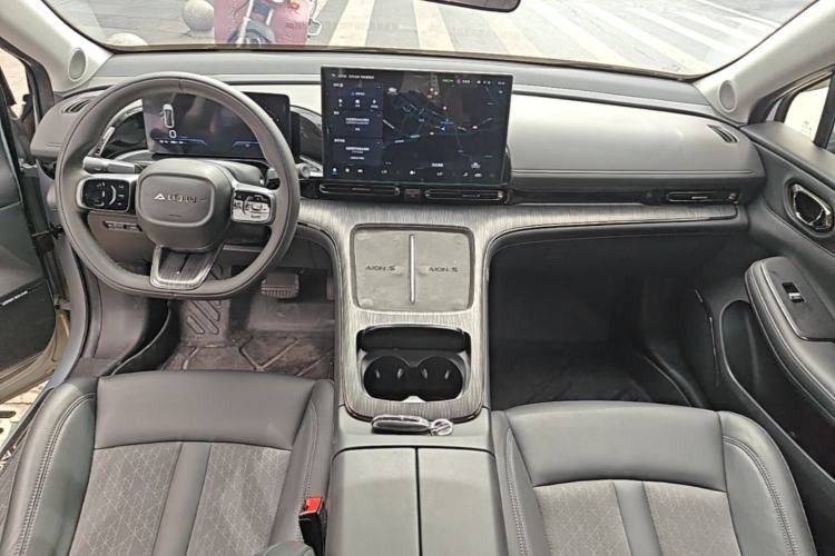 Used AION S MAX 2024 70 Star Edition Center Console