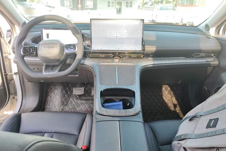 Used AION S MAX 2024 70 Star Edition Center Console