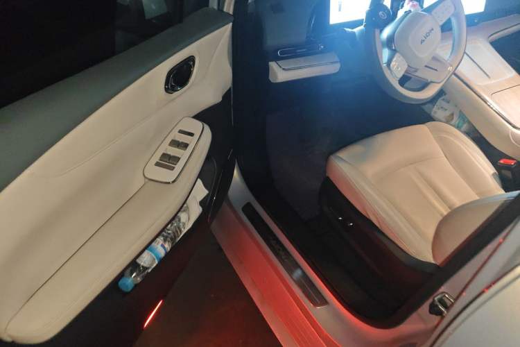 Used AION S MAX 2024 80 Xinghan Edition Ternary Lithium Driver Seat