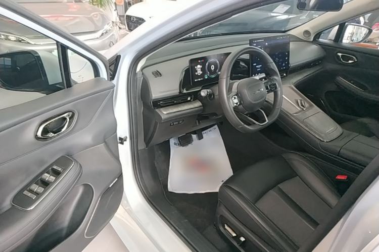 Used AION S MAX 2024 70 Star Edition 54.6 kWh Driver Seat