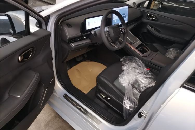 Used AION S MAX 2024 70 Star Edition Driver Seat