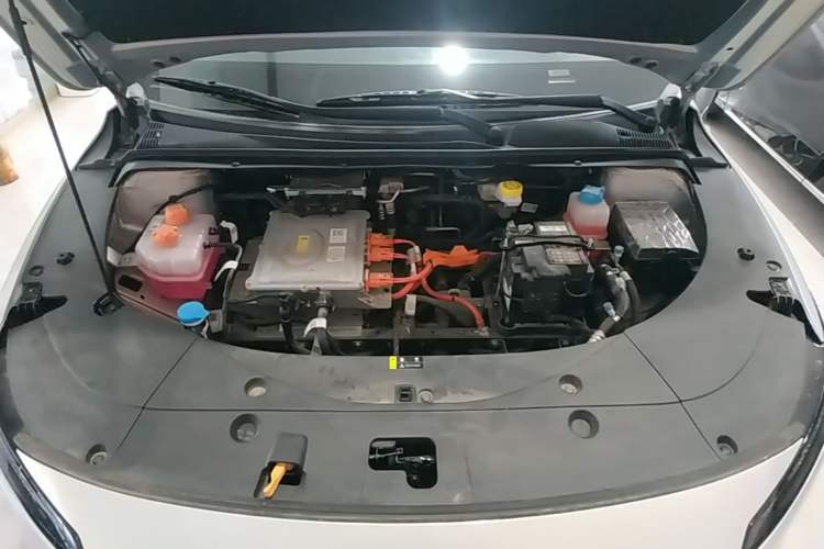 Used AION S MAX 2024 70 Star Edition 54.6 kWh Engine Bay