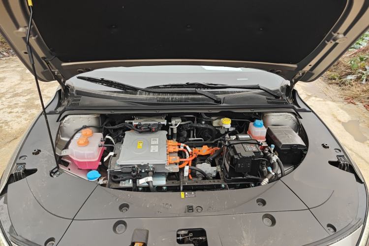 Used AION S MAX 2024 70 Star Edition Engine Bay