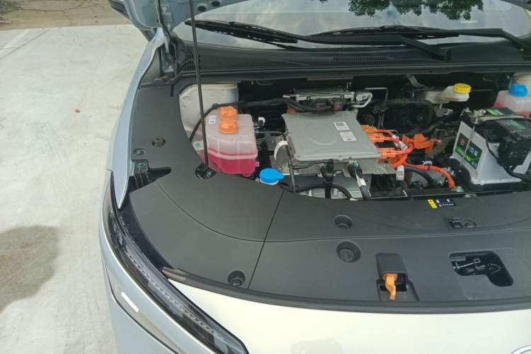 Used AION S MAX 2024 70 Star Edition 54.6 kWh Engine Bay Right