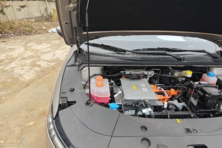 Used AION S MAX 2024 70 Star Edition Engine Bay Right