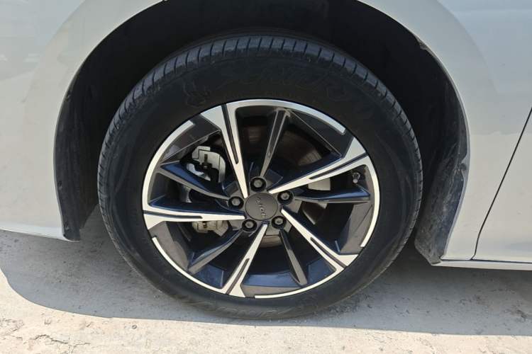 Used AION S MAX 2024 70 Star Edition 54.6 kWh Exterior 4