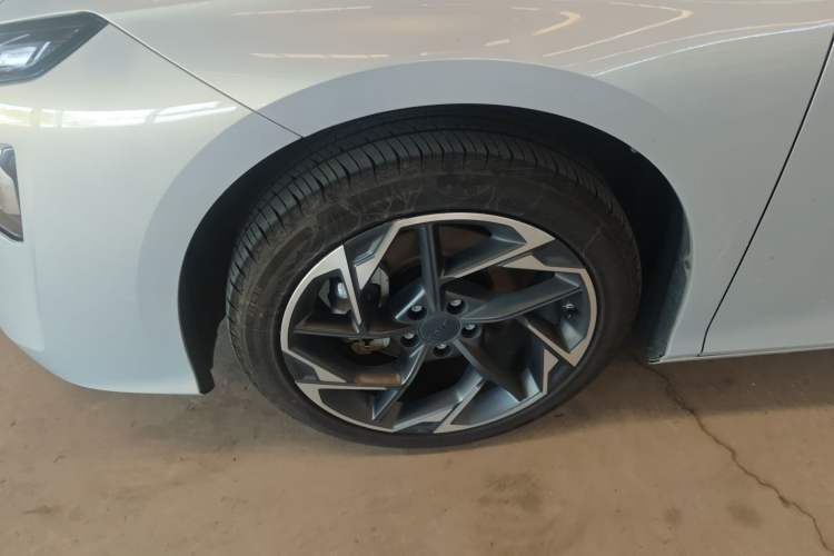 Used AION S MAX 2024 70 Star Edition Exterior 4
