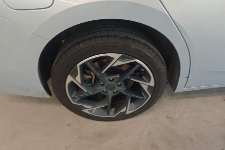 Used AION S MAX 2024 70 Star Edition Exterior 5