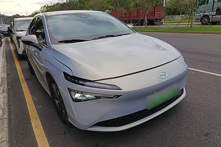 Used AION S MAX 2024 70 Star Edition 54.6 kWh Front Right 45 Deg