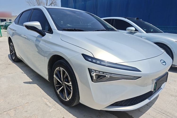 Used AION S MAX 2024 70 Star Edition 54.6 kWh Front Right 45 Deg