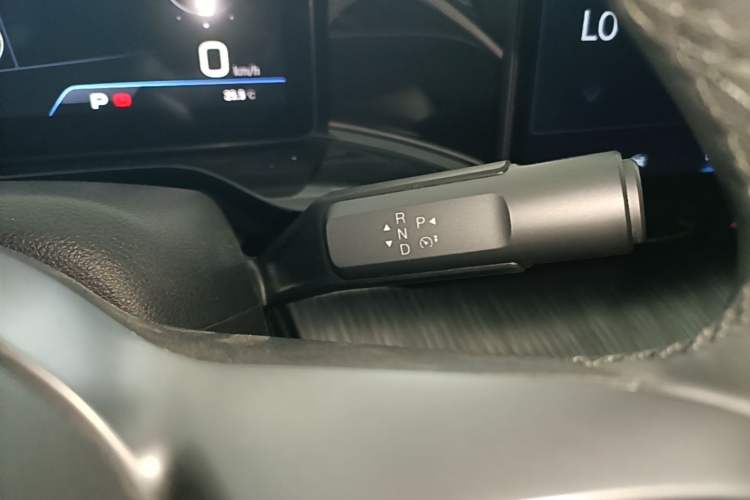 Used AION S MAX 2024 70 Star Edition Gear Lever