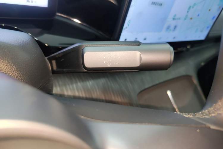 Used AION S MAX 2024 80 Star Edition Ternary Lithium Gear Lever