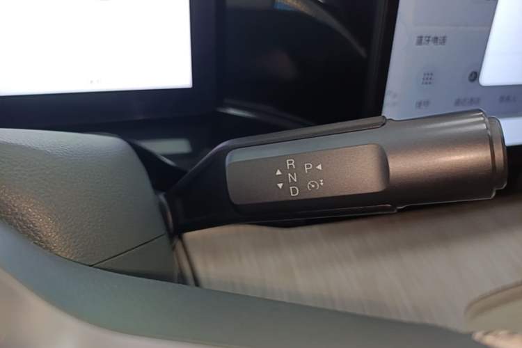 Used AION S MAX 2024 80 Star Edition Ternary Lithium Gear Lever