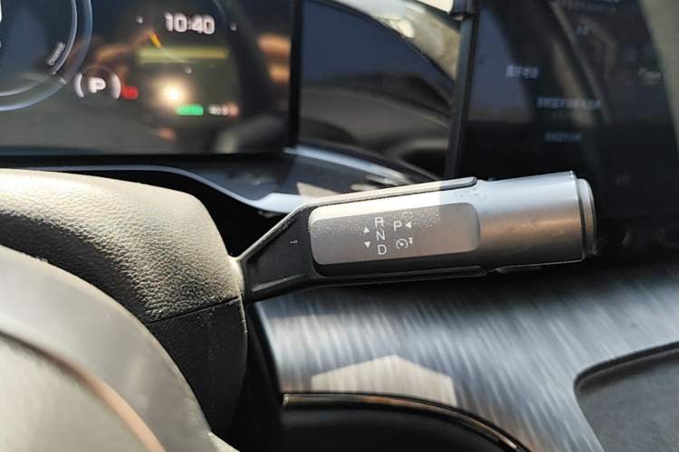 Used AION S MAX 2024 70 Star Edition 54.6 kWh Gear Lever