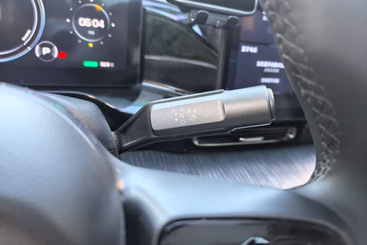 Used AION S MAX 2024 70 Star Edition Gear Lever