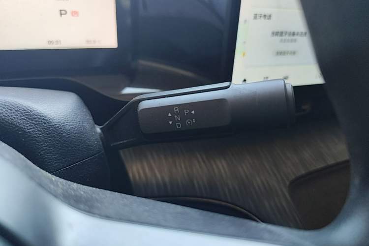 Used AION S MAX 2024 70 Star Edition 54.6 kWh Gear Lever