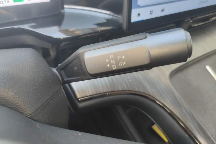 Used AION S MAX 2024 80 Star Edition Ternary Lithium Gear Lever