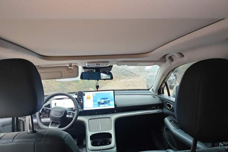 Used AION S MAX 2024 70 Star Edition Headliner
