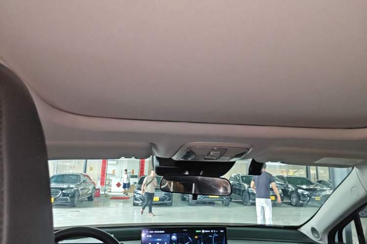 Used AION S MAX 2024 70 Star Edition 54.6 kWh Headliner