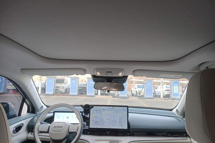 Used AION S MAX 2024 80 Star Edition Ternary Lithium Headliner