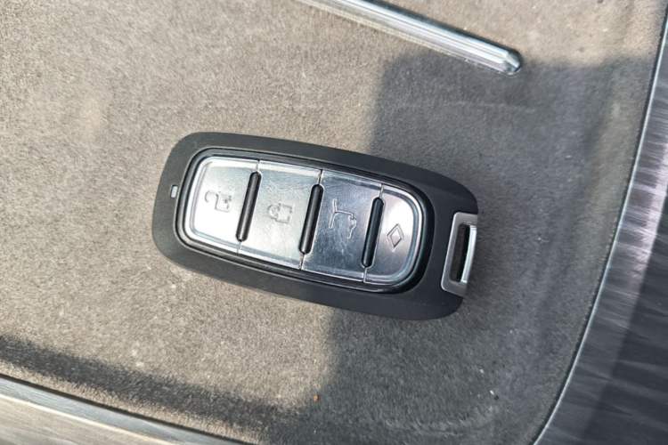 Used AION S MAX 2024 70 Star Edition 54.6 kWh Interior 1