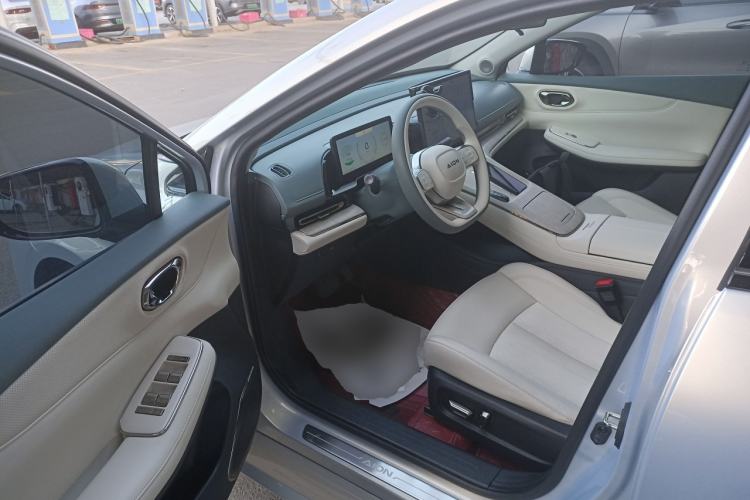 Used AION S MAX 2024 80 Star Edition Ternary Lithium Interior 3