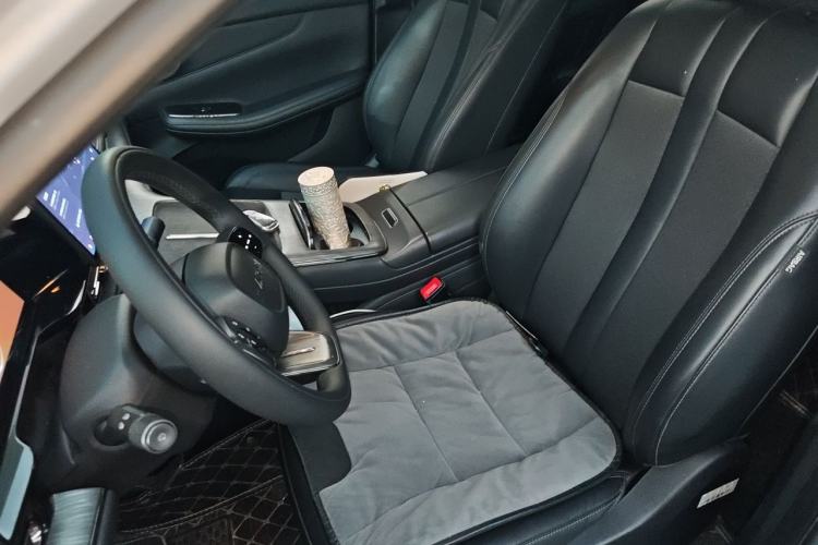 Used AION S MAX 2024 80 Star Edition Lithium Iron Phosphate Left Front Seat