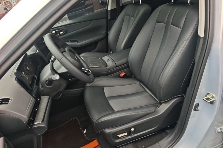 Used AION S MAX 2024 70 Star Edition 54.6 kWh Left Front Seat