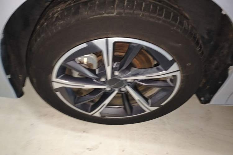 Used AION S MAX 2024 80 Star Edition Ternary Lithium Left Front Wheel Hub