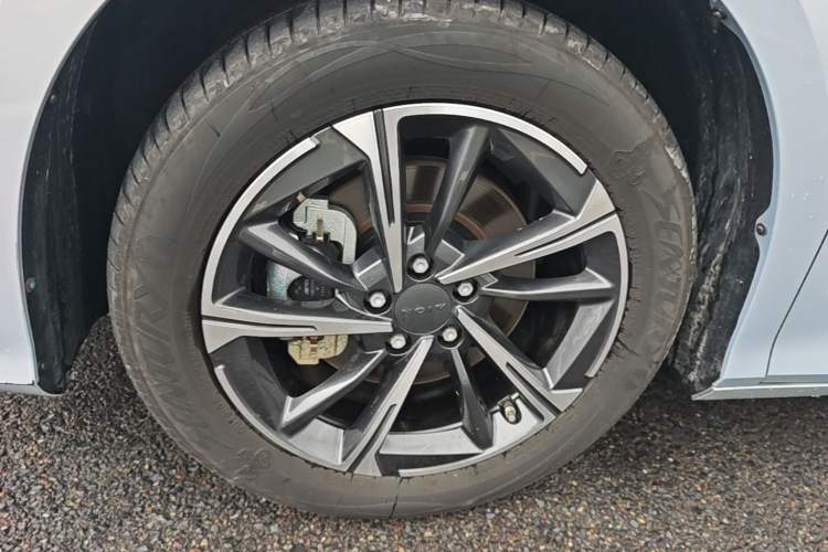 Used AION S MAX 2024 70 Star Edition 54.6 kWh Left Front Wheel Hub