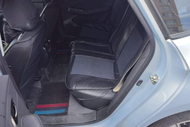 Used AION S MAX 2024 70 Star Edition 54.6 kWh Left Rear Seat