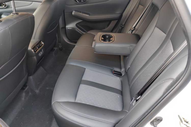 Used AION S MAX 2024 70 Star Edition Left Rear Seat