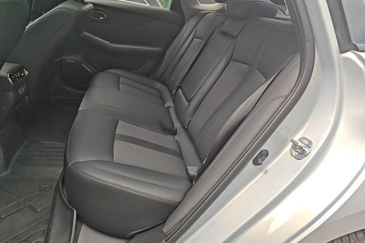Used AION S MAX 2024 70 Star Edition Left Rear Seat