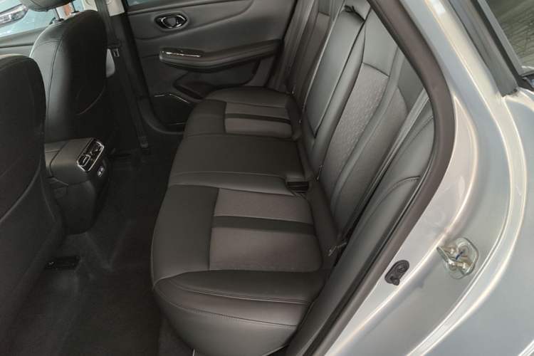 Used AION S MAX 2024 70 Star Edition Left Rear Seat