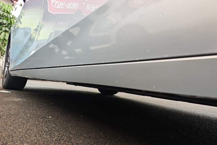 Used AION S MAX 2024 70 Star Edition 54.6 kWh Left Side Sill