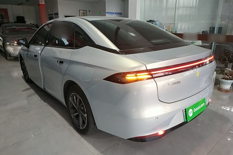 Used AION S MAX 2024 70 Star Edition 54.6 kWh Rear Left 45 Deg