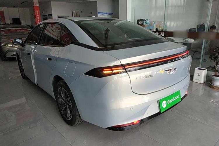 Used AION S MAX 2024 70 Star Edition 54.6 kWh Rear Left 45 Deg