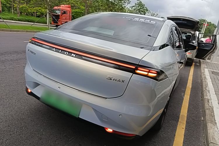 Used AION S MAX 2024 70 Star Edition 54.6 kWh Rear Right 45 Deg