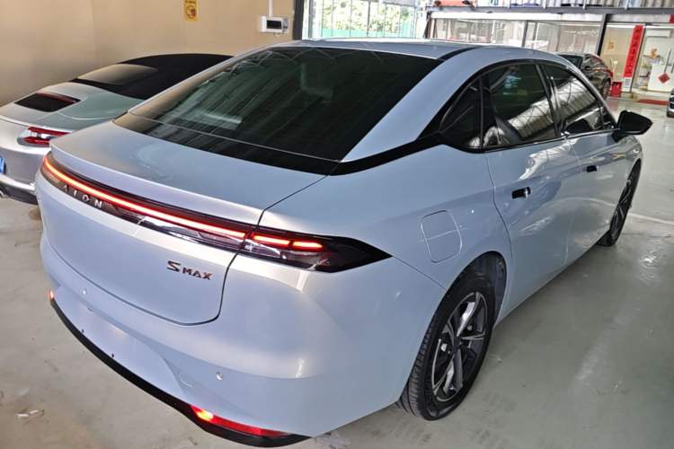 Used AION S MAX 2024 70 Star Edition 54.6 kWh Rear Right 45 Deg