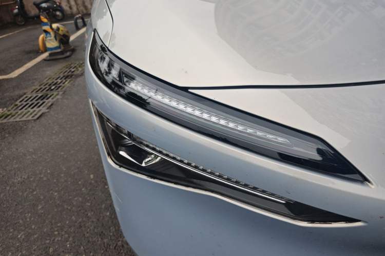 Used AION S MAX 2024 80 Star Edition Ternary Lithium Right Front Headlight