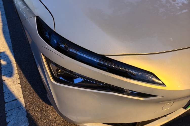 Used AION S MAX 2024 70 Star Edition Right Front Headlight