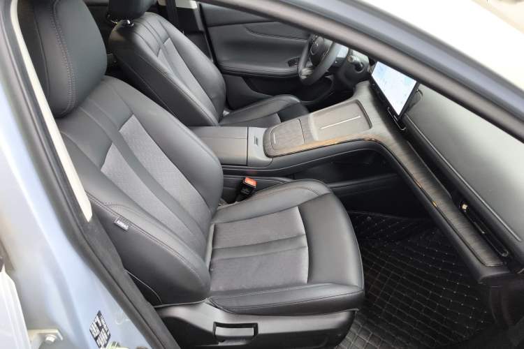 Used AION S MAX 2024 70 Star Edition Right Front Seat
